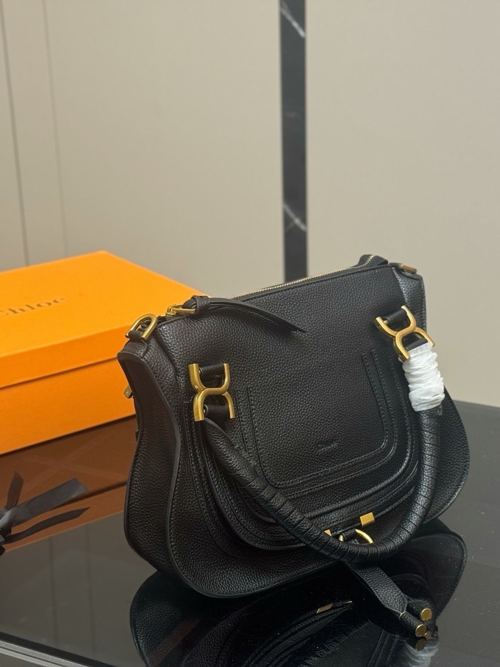 Chloé Black Leather Top-Handle Women's Bag